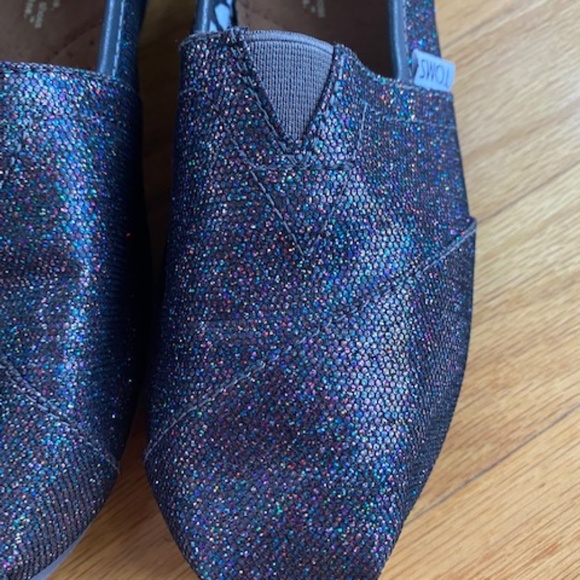 Toms Metallic Glitter Espadrilles - Picture 2 of 6